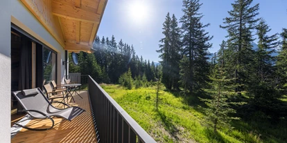 Hüttendorf - Chaletgröße: 4 - 6 Personen - Pinzgau - Sommer auf der Sam-Alm www.Sam-Alm.com Buchungen Tel. 00498642228 Mail kontakt@hinterwirt.de oder direkt Online #urlaubaufderalm #almurlaub #zilltalarena #samalm #naturpur #ferienchalets #myzillertalarena #sommerindenbergen #gerlospass #ebikelife #hochkrimml #nationalparkhohetauern #krimmlerwasserfälle #krimml #hinterwirt #salzburgerland #tirol #tirolaustria #pinzgau - Sam-Alm