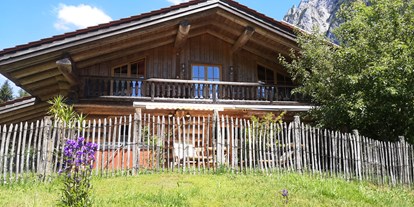 Hüttendorf - Kirchberg in Tirol - Das Naturstammhaus, unser größtes Chalet - Chalets Beim Waicher