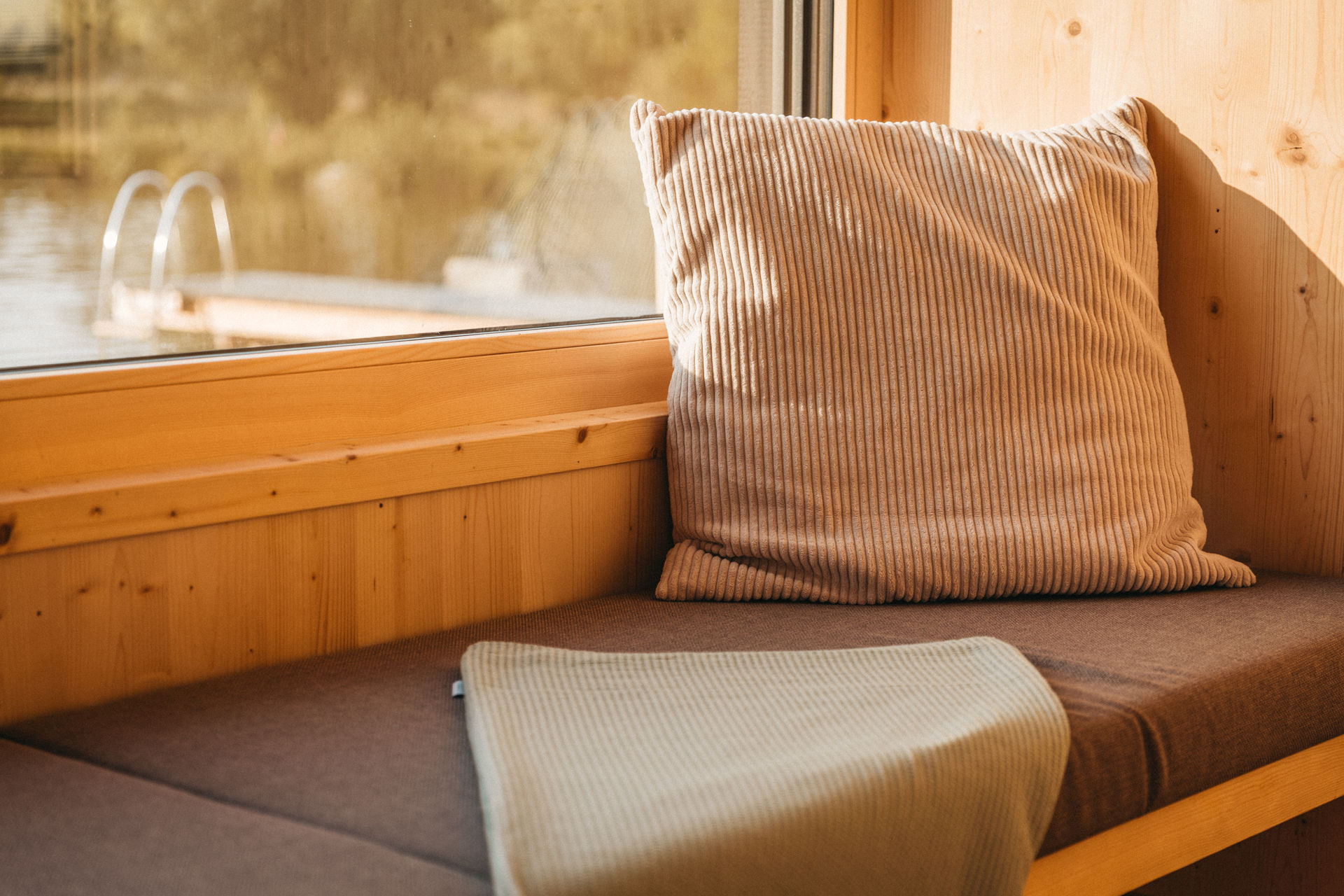 Hüttendorf - Bar/Pub - Deutschland - Sofalounge - NaturResort Steinwald