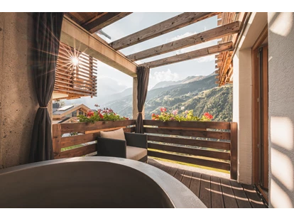 Hüttendorf - Schröcken - Hot Tub - Boutique Hotel und Chalets Bergwiesenglück