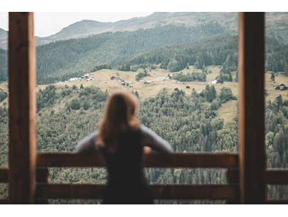 Hüttendorf - Schröcken - Eure Ausblick vom Balkon - Boutique Hotel und Chalets Bergwiesenglück