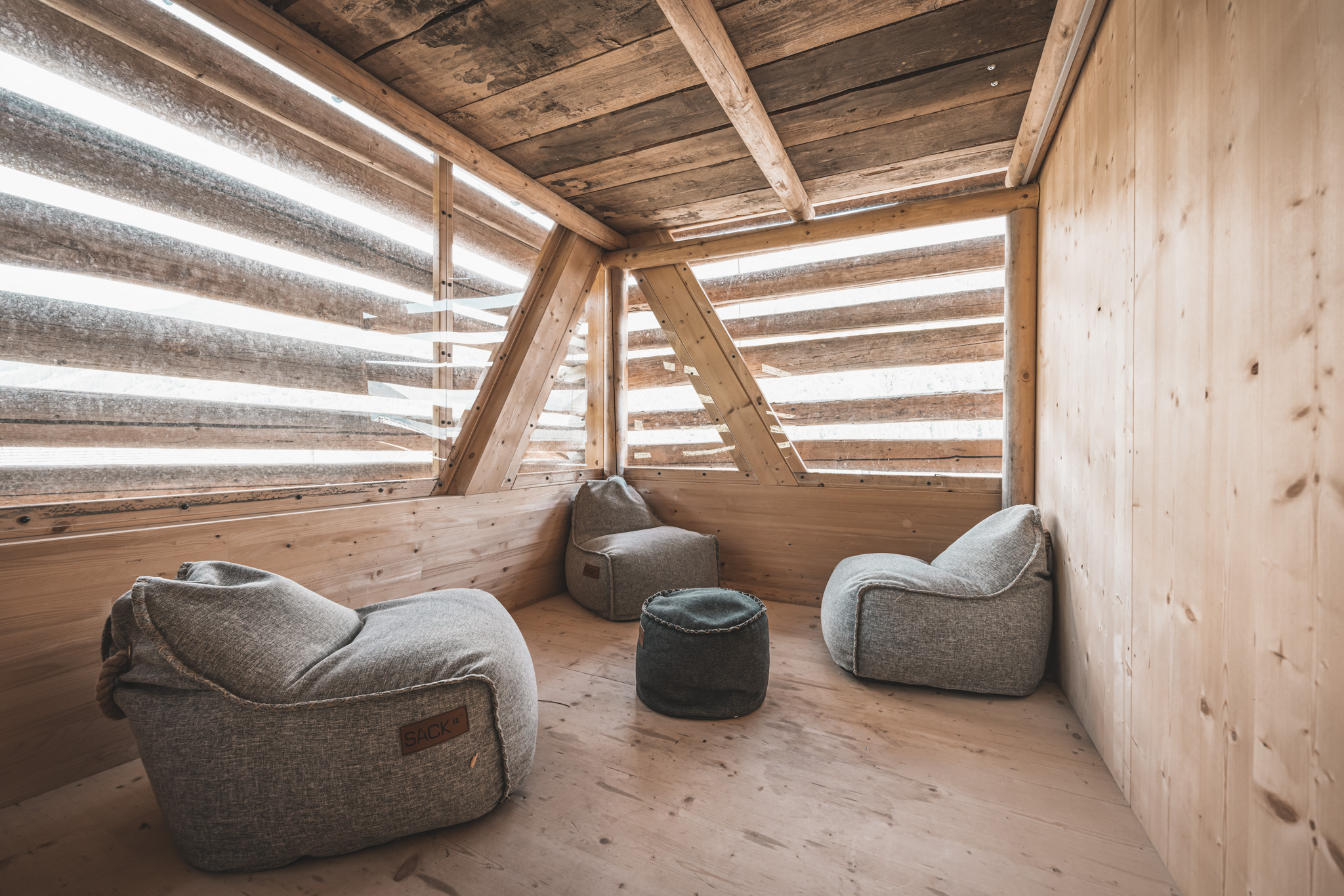 Chalet: Chillen im Spielestadl - Boutique Hotel und Chalets Bergwiesenglück