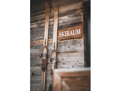 Hüttendorf - Schröcken - Skiraum und Fahrradraum - Boutique Hotel und Chalets Bergwiesenglück