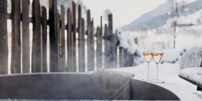 Hüttendorf - Weng (Goldegg) - Sekt Hot Pot - Chaletdorf Auszeit