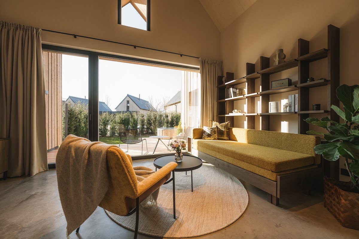 Agrad Chalets Hütten im Detail Übersicht Wohnbereich 