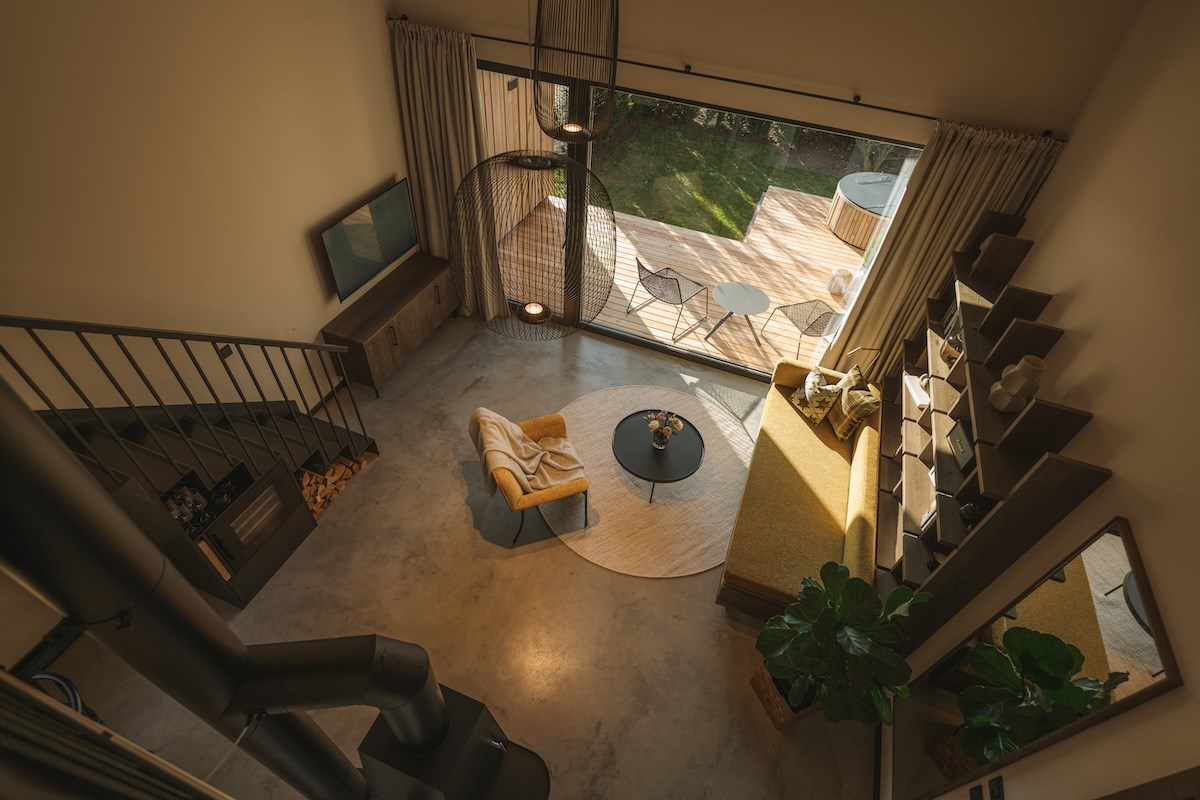 Agrad Chalets Hütten im Detail Übersicht Wohnbereich