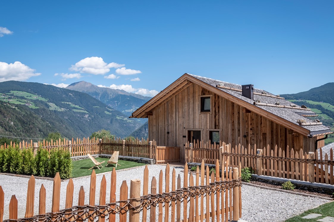 Chalet: Ausblick Garten - Dilia Dolomites