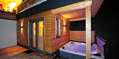 Hüttendorf - Chaletgröße: 4 - 6 Personen - Pinzgau - Chalet Glemmtal - Haus Schmittenblick Whirlpool - Chalet Glemmtal
