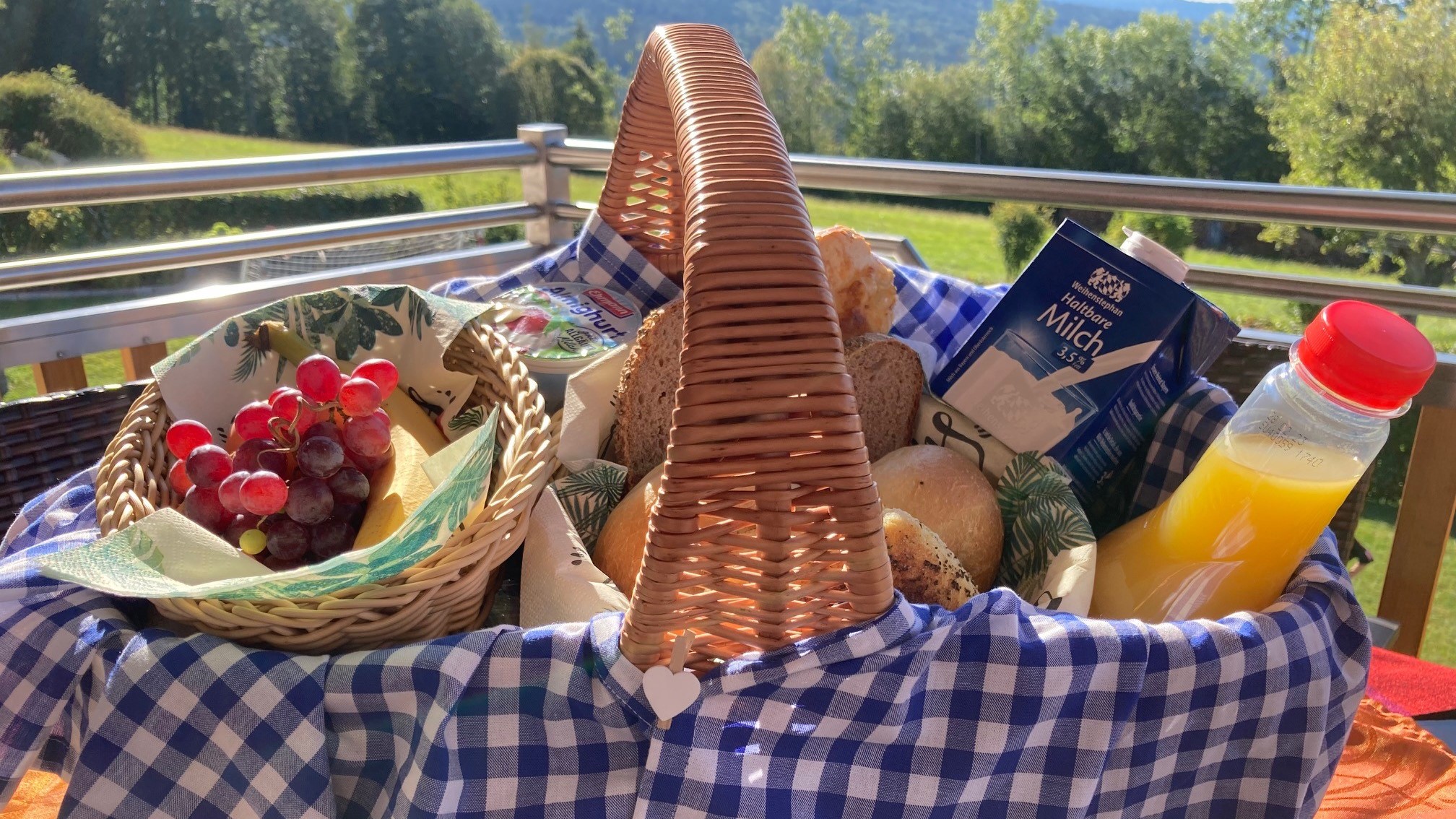 Hüttendorf - Drachselsried - Täglicher Frühstücksservice im Preis inbegriffen - Chalets zum Latschen mit Frühstücksservice