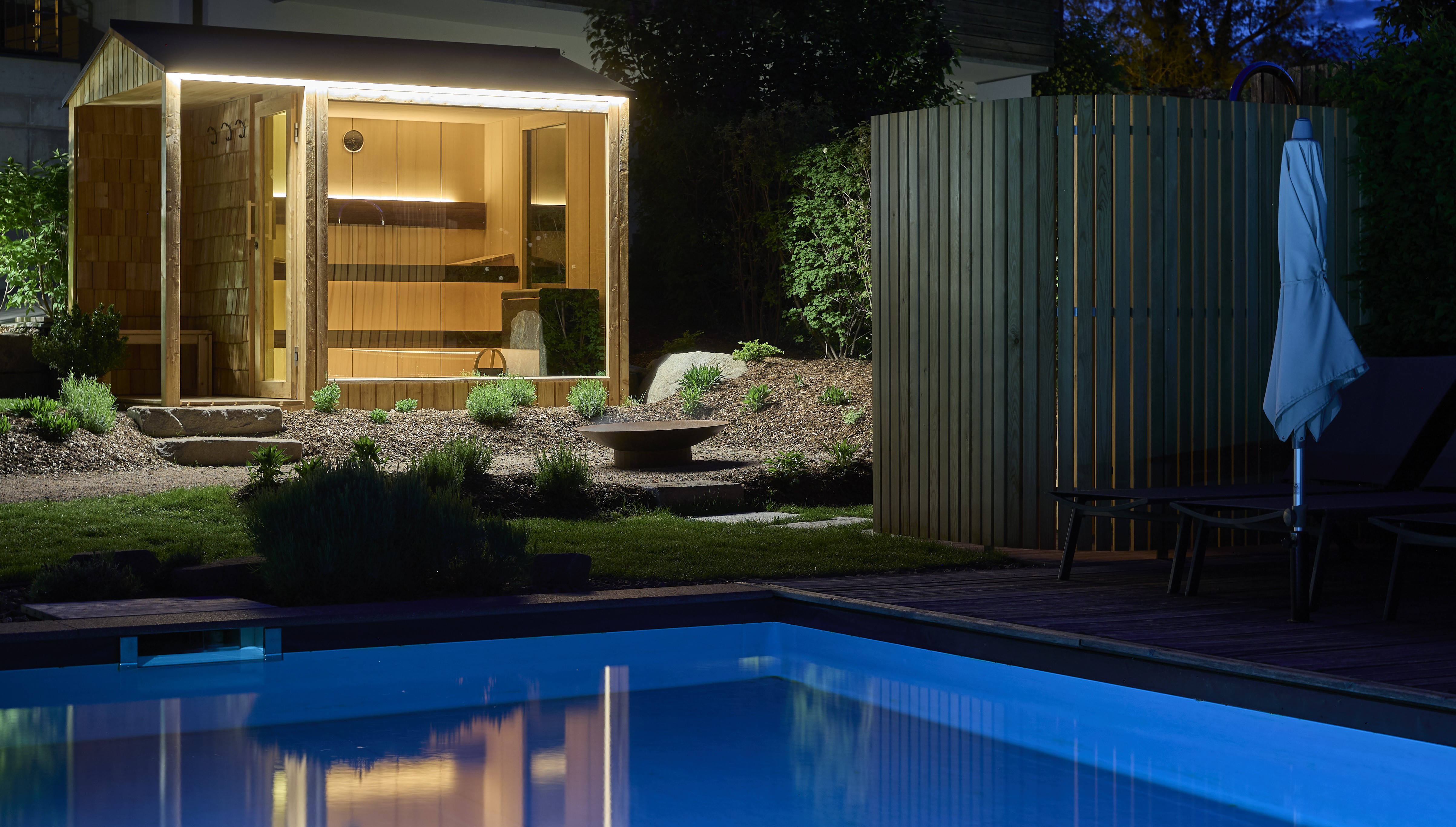 Chalet: Außensauna - Cirna Gentle Luxury Lodges - Außen, Umgebung, Wellness | Entspannen