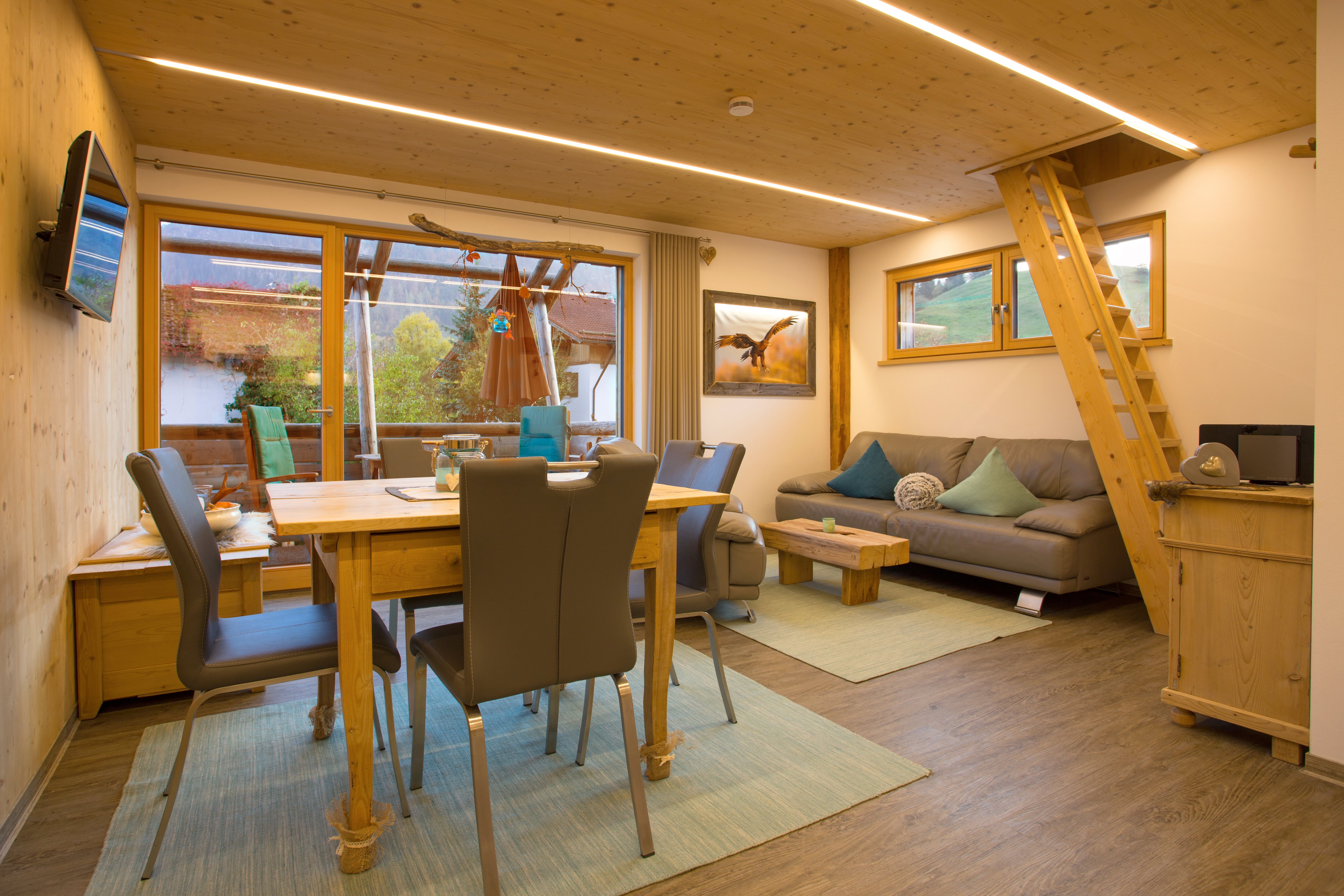 Chalet: Chalet Steinadler - Wohnen (1. Stock Dorf-Chalet) - Dorf Chalet