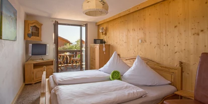 Hüttendorf - Mittelberg (Mittelberg) - Appartement Murmel - Schlafzimmer (im Altbau) - Dorf Chalet