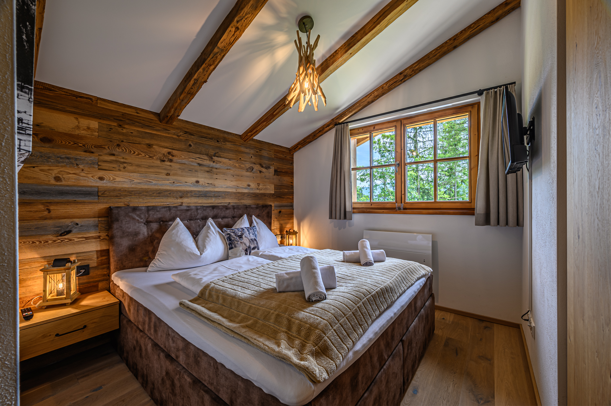 Chalet: Schlafzimmer - DAS EULERSBERG - Innen