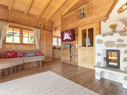 Hüttendorf - Chaletgröße: 8 - 10 Personen - Wellness-Chalet Bergschlössl - Ferienhütten Tirol