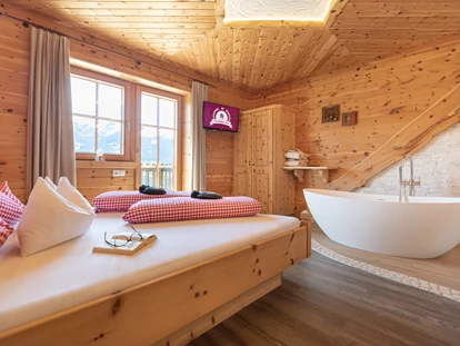 Hüttendorf - Chaletgröße: 8 - 10 Personen - Wellness-Chalet Bergschlössl - Ferienhütten Tirol
