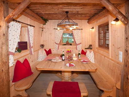 Hüttendorf - Chaletgröße: 8 - 10 Personen - Alpenchalet Bergkristall - Ferienhütten Tirol