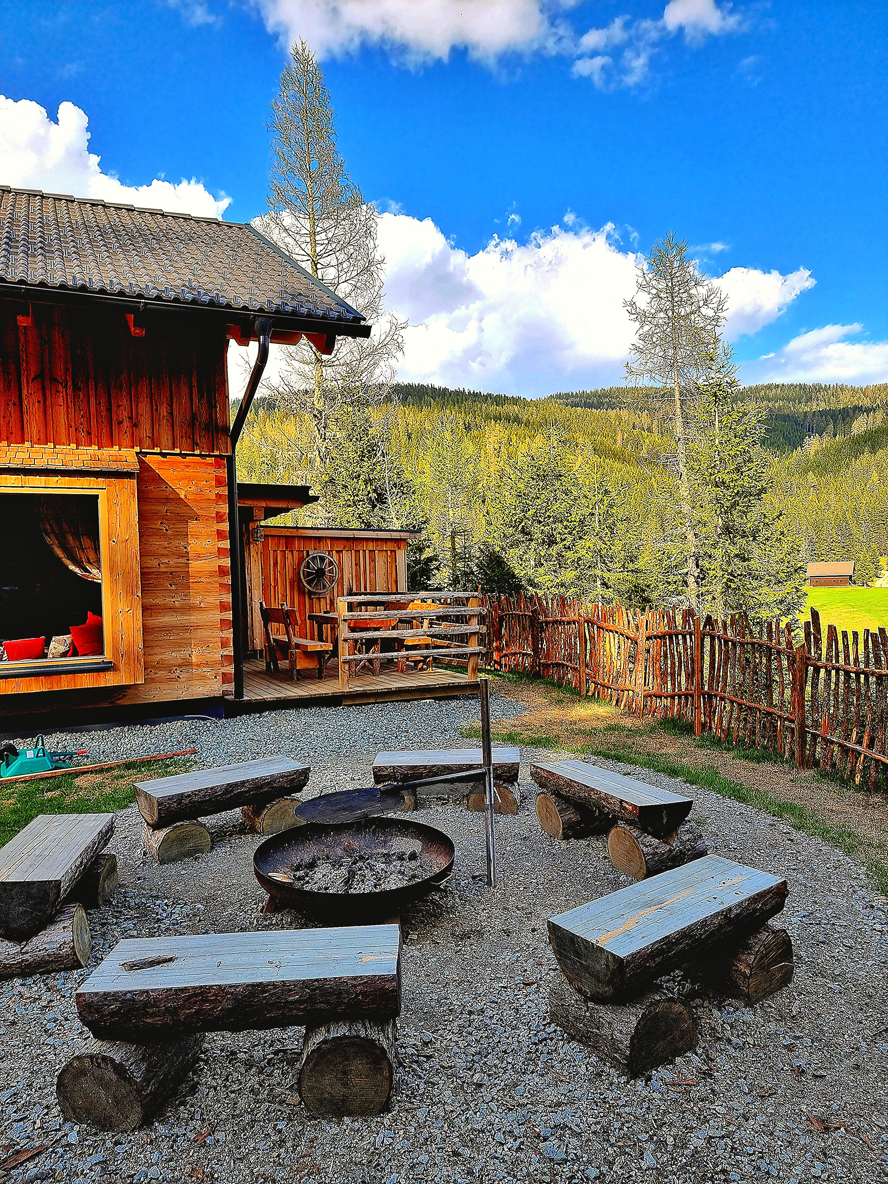 Chalet: Grillplatz - Almhütten Sprachmann Flattnitz - Außen