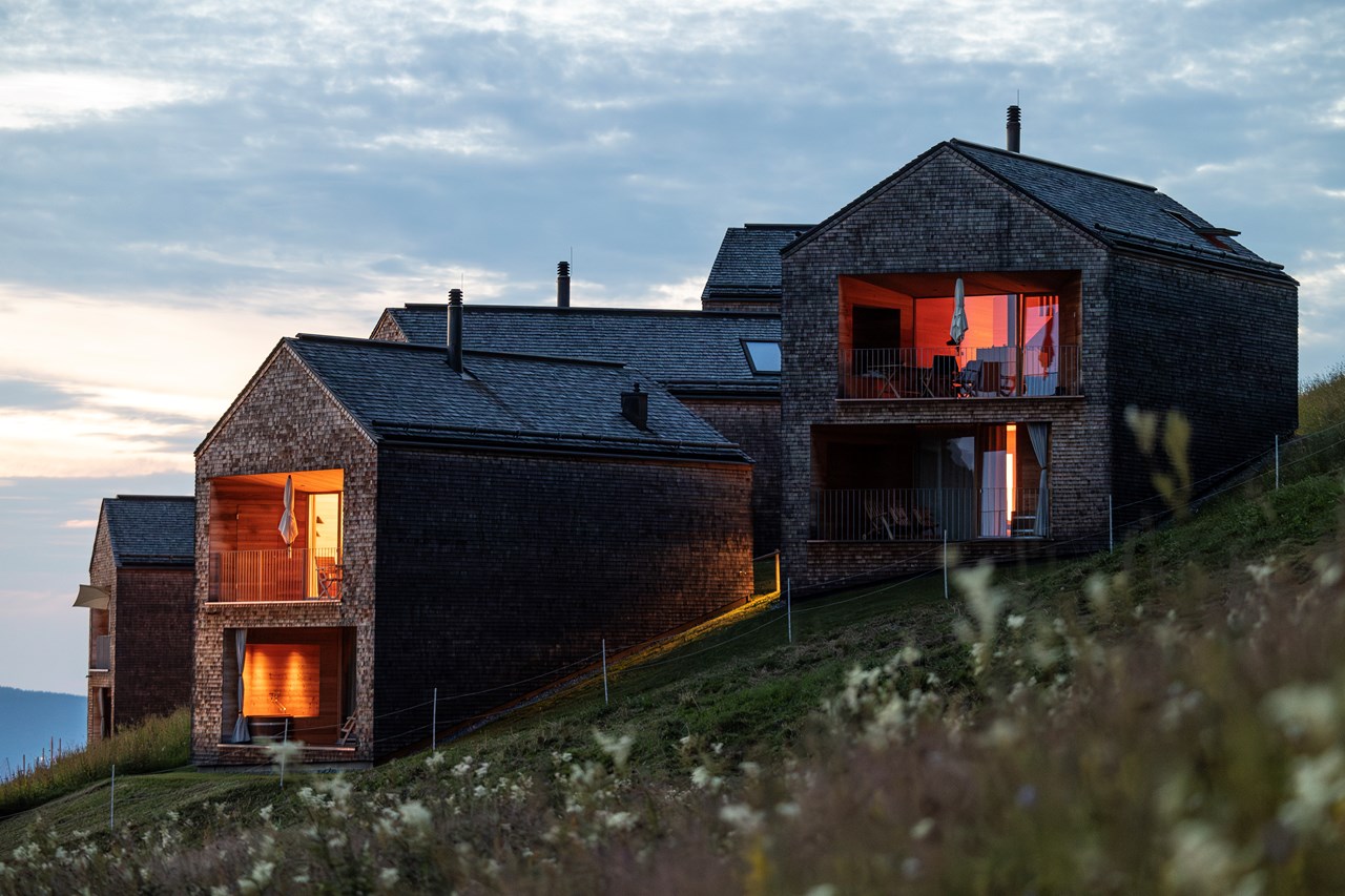 Peterhof Chalets Hütten im Detail Chalet Rätikon