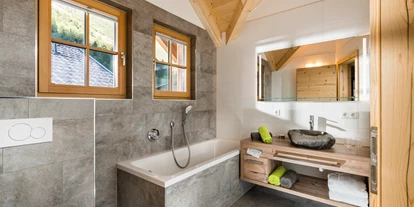 Hüttendorf - Pfunds - Badezimmer - Wellness Hüttendorf Wiese
