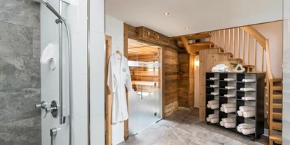 Hüttendorf - Pfunds - Saunabereich  - Wellness Hüttendorf Wiese