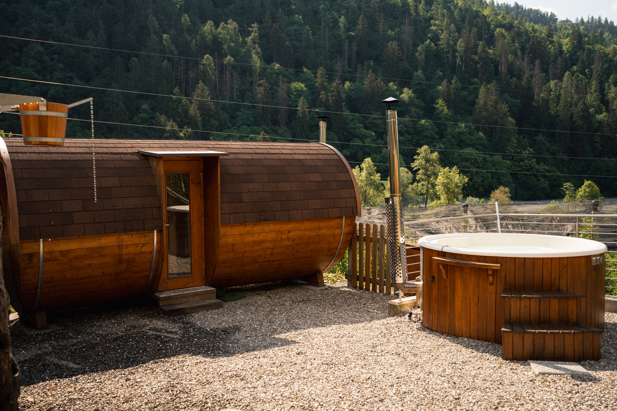 Chalet: Sauna und Whirlpool - Chalet Resort Innerluferhof - Außen, Wellness | Entspannen