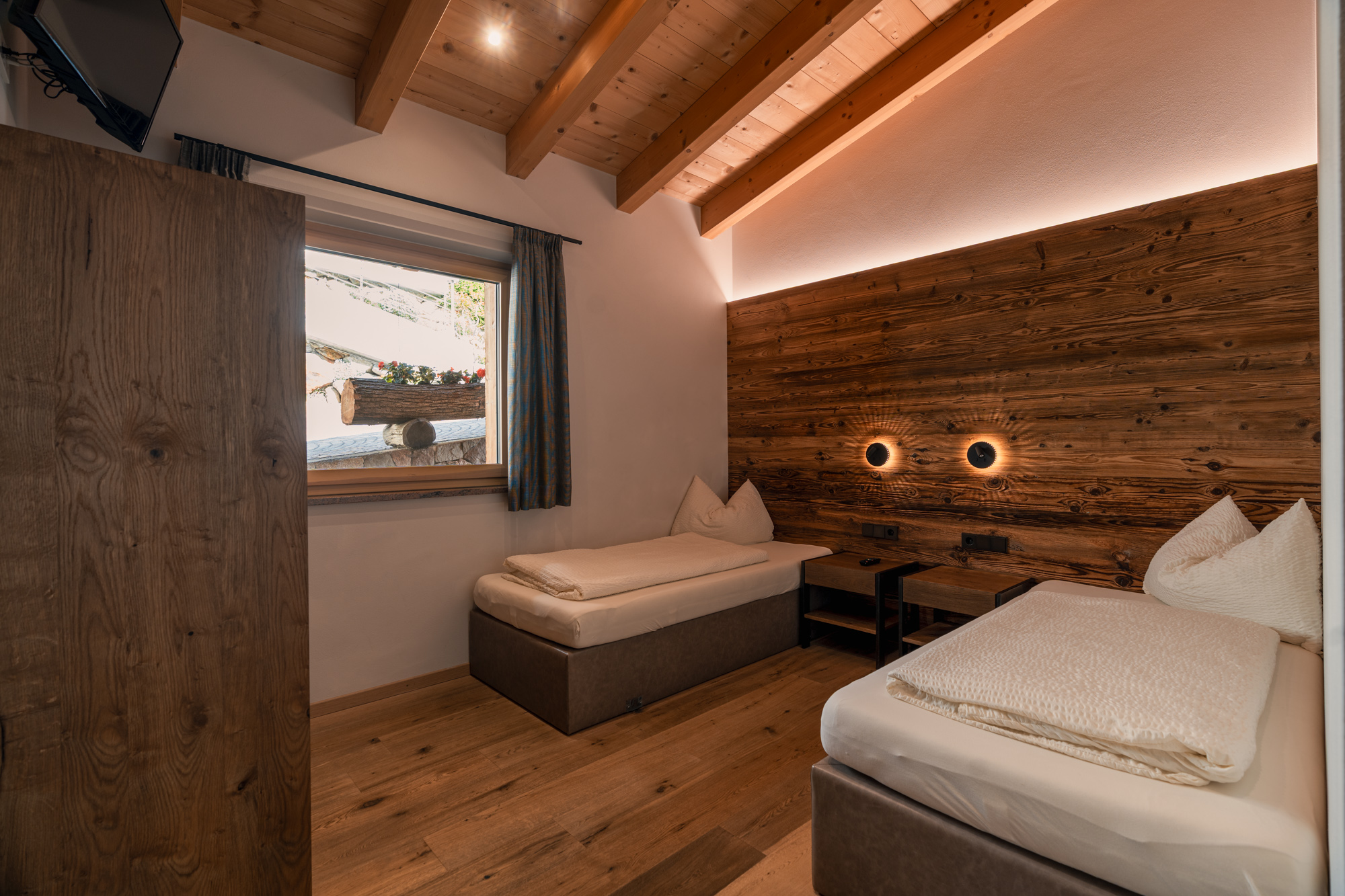 Chalet: Schlafzimmer mit Einzelbetten - Chalet Resort Innerluferhof - Innen