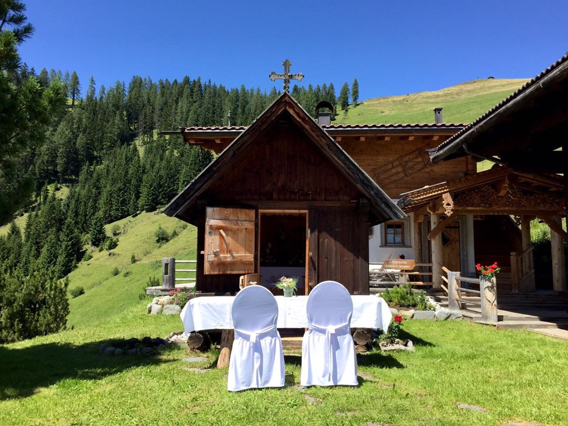 Chalet: Unsere Almkapelle, wo die Brautpaare getraut werden - Chalet Bischofer-Bergwelt