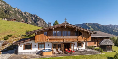 Hüttendorf - Fügenberg - Wellnesshaus - Luxus Chalet Bischofer-Bergwelt