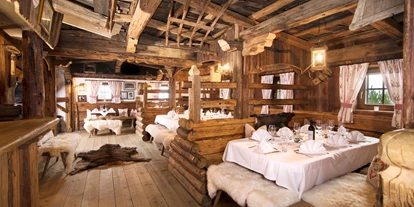 Hüttendorf - Fügenberg - Bei Feiern, Seminare, ect.  werden die Tische vom Privatkoch mit seinem Team auf Wunsch festlich eingedeckt. - Luxus Chalet Bischofer-Bergwelt