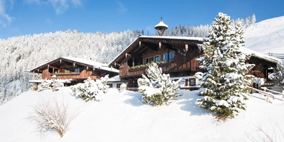 Hüttendorf - Fügenberg - Winteransicht - Luxus Chalet Bischofer-Bergwelt