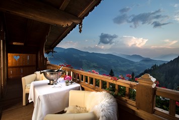 Chalet: Ausblick vom Balkon der Suite - Luxuschalet Bischofer-Bergwelt
