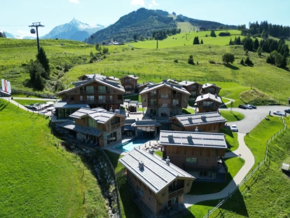Hüttendorf - Chaletgröße: 4 - 6 Personen - Pinzgau - Eingebettet in die grüne Berglandschaft. - Bergdorf Hotel Zaglgut Ski In & Ski Out