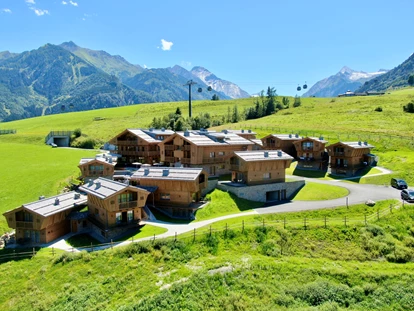 Hüttendorf - Chaletgröße: 4 - 6 Personen - Pinzgau - Das Zaglgut im Sommer - Bergdorf Hotel Zaglgut Ski In & Ski Out