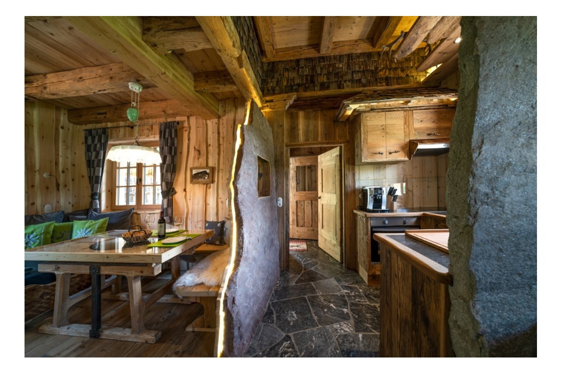 Chalet: Einangsbereich - Küchenbereich Wildererhütte - Almhütten Moll am Haldensee
