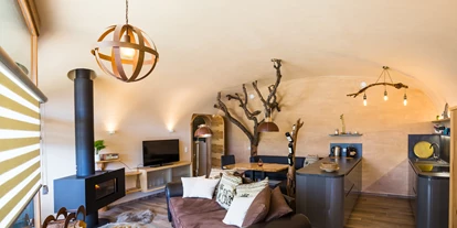 Hüttendorf - Schwerpunkt: Badeurlaub - Chalets im Hobbit-Style - Erdhäuser und Suiten im Hobbit-Style