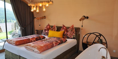 Hüttendorf - Schwerpunkt: Badeurlaub - Suite im Hobbit-Style - Erdhäuser und Suiten im Hobbit-Style