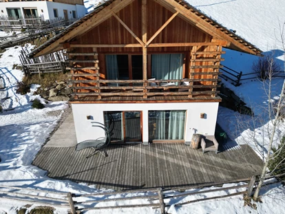 Hüttendorf - Hot Tub: beim Chalet - Naturchalet
