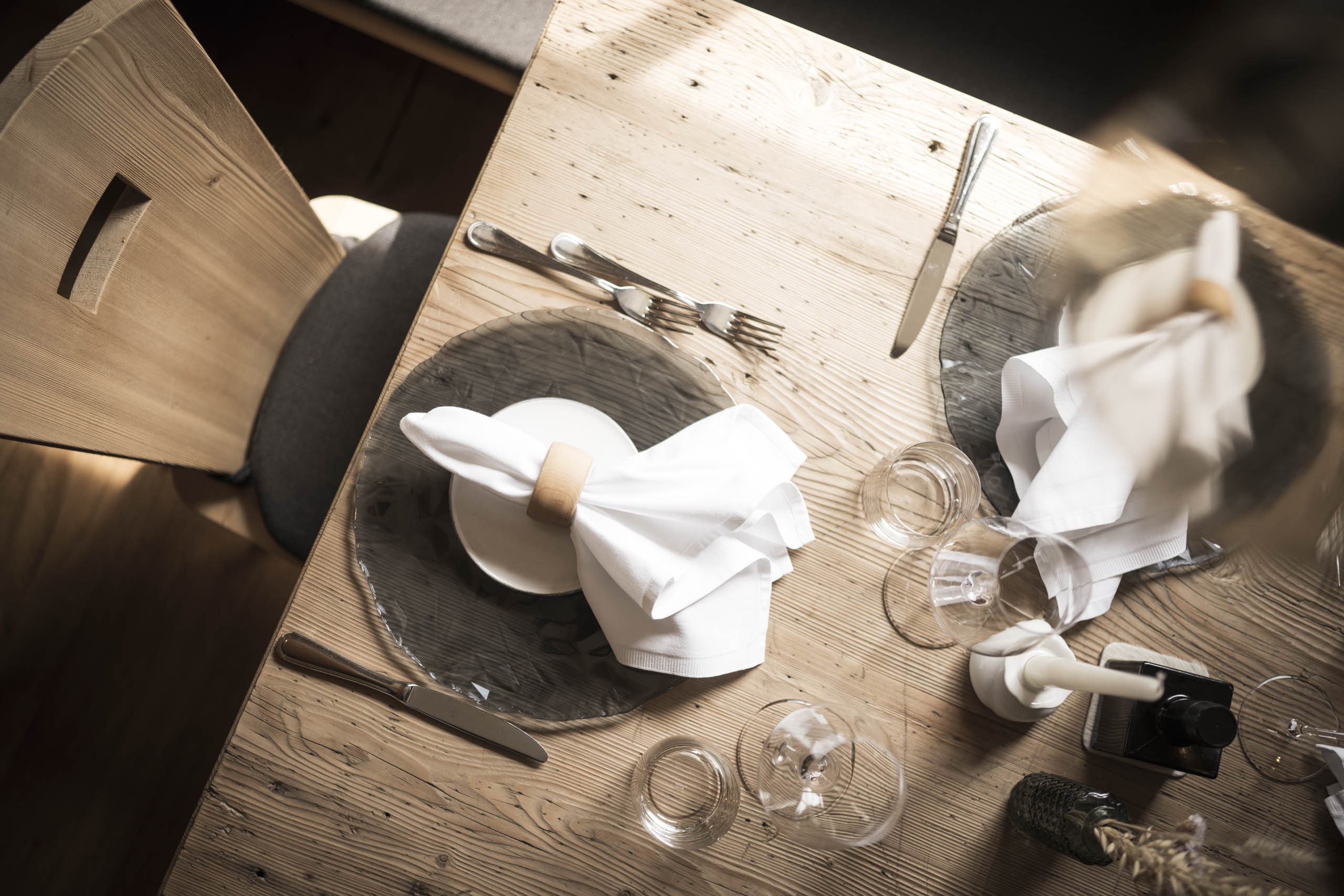 Chalet: Presulis Hideaway Apartments & Restaurant