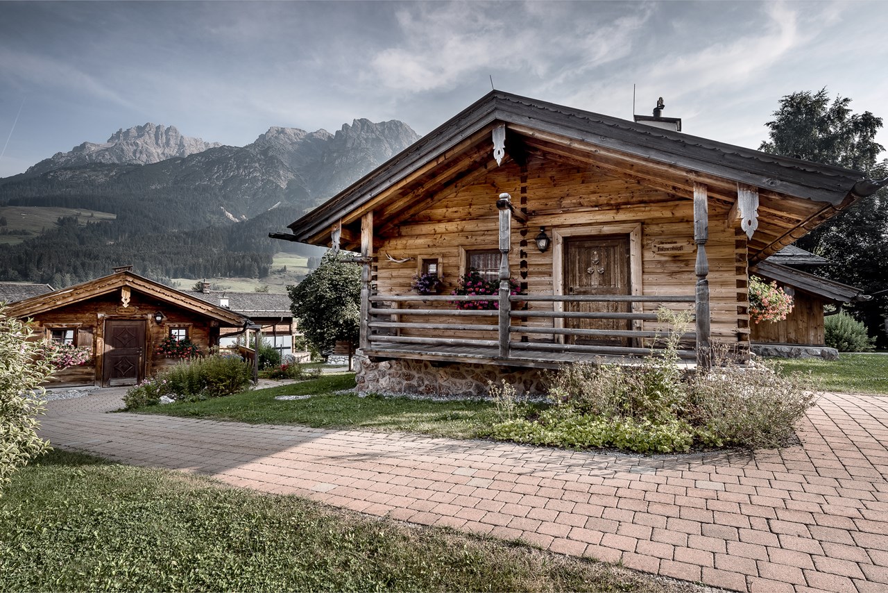 Naturresort Puradies  Hütten im Detail Privat SPA Chalet