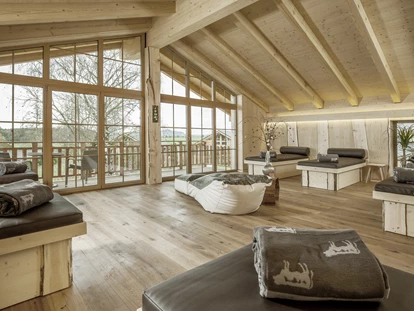 Hüttendorf - Hot Tub: beim Chalet - Wellness und Spa "Bergerbad" - Bayern Chalets