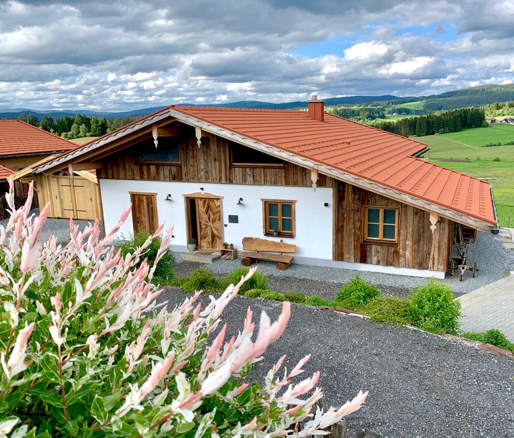 Bergbauernchalets  Hütten im Detail Chalets