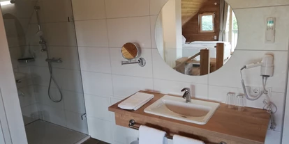 Hüttendorf - Parkplatz direkt an der Hütte - Steiermark - GOLF RESORT KLÖCH