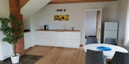 Hüttendorf - Parkplatz direkt an der Hütte - Steiermark - GOLF RESORT KLÖCH