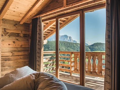 Hüttendorf - Whirlpool: beim Chalet - Chalet Resort - ZU KIRCHWIES