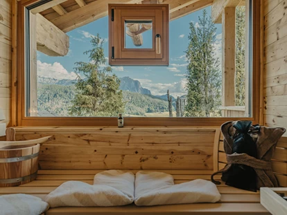 Hüttendorf - Whirlpool: beim Chalet - Chalet Resort - ZU KIRCHWIES