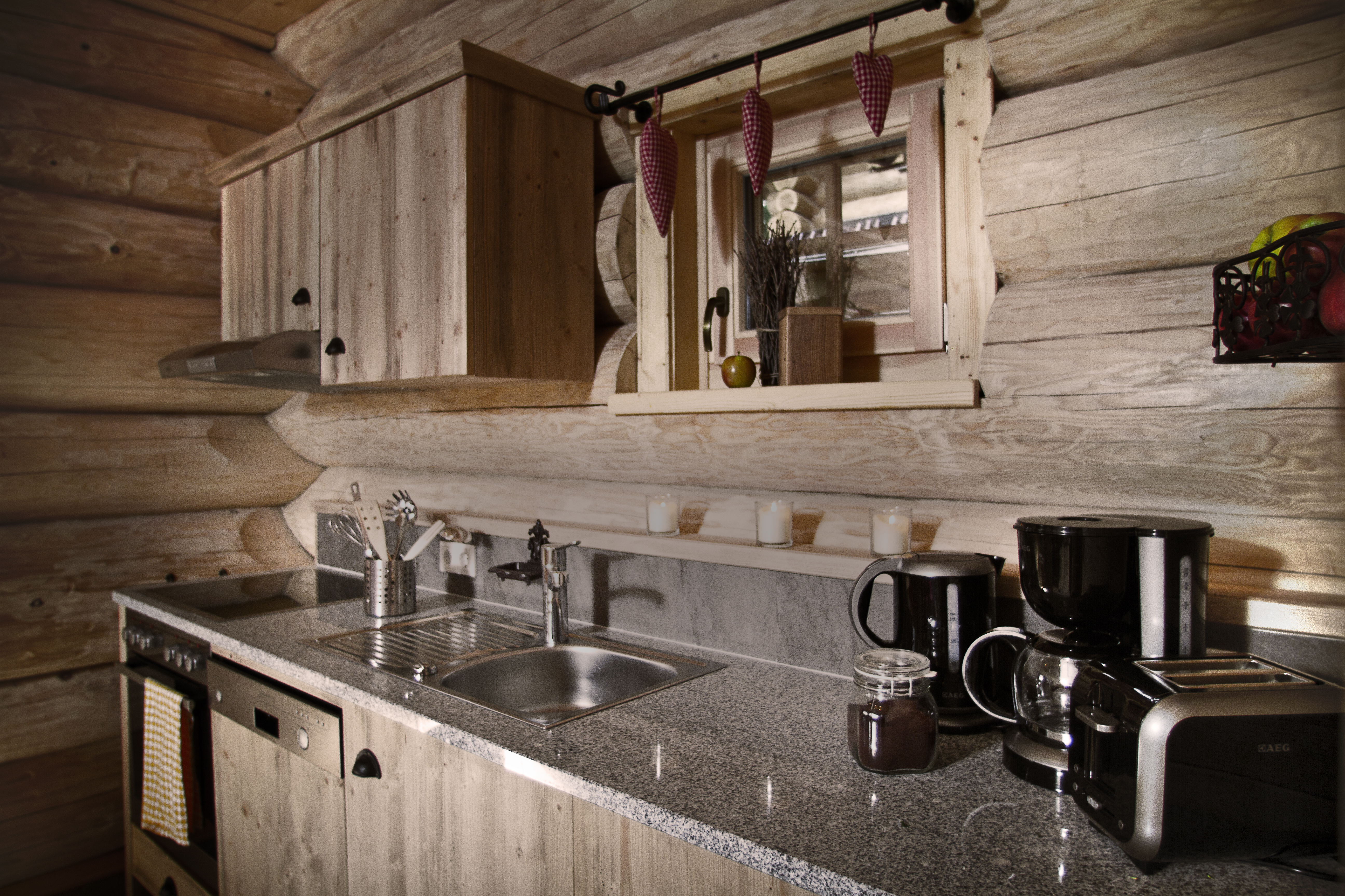 Chalet: Vollausgestattete Küchen in jedem Chalet - 1001meter by Hüttendorf Maria Alm