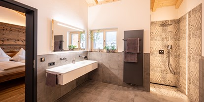 Hüttendorf - PLZ 87527 (Deutschland) - Badezimmer en Suite  - DIE ZWEI Sonnen Chalets