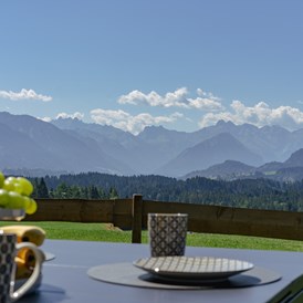 Chalet: Terrasse mit Blick auf die Allgäuer Alpen - DIE ZWEI Sonnen Chalets