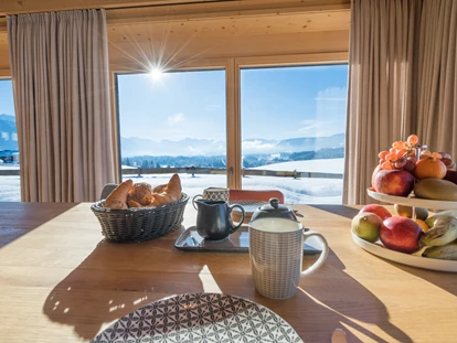 Hüttendorf - Schröcken - Frühstück mit Aussicht - DIE ZWEI Sonnen Chalets