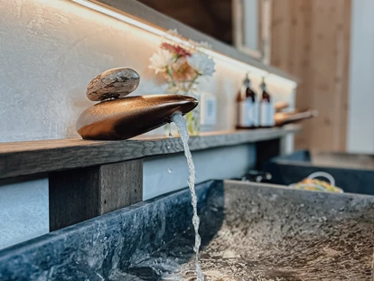 Hüttendorf - Fügenberg - Chalets Bayrischzell mit privatem Hottub und Sauna
